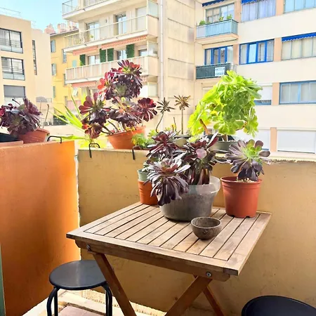 Appartement Escapade Lumineuse Avec Balcon Proche Nice
