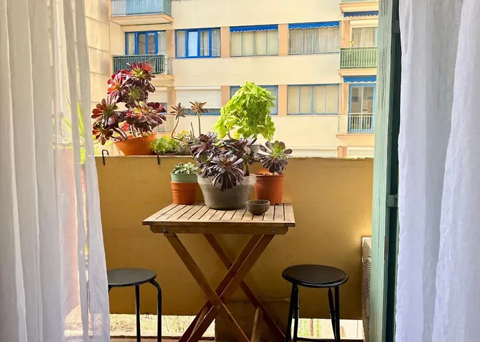 Bright Sea-view Balcony Getaway