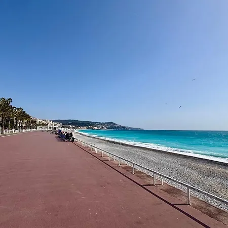 Apartmán Bright Sea-view Balcony Getaway